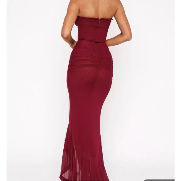 White Fox Boutique Maroon dress - Picture 3 of 3